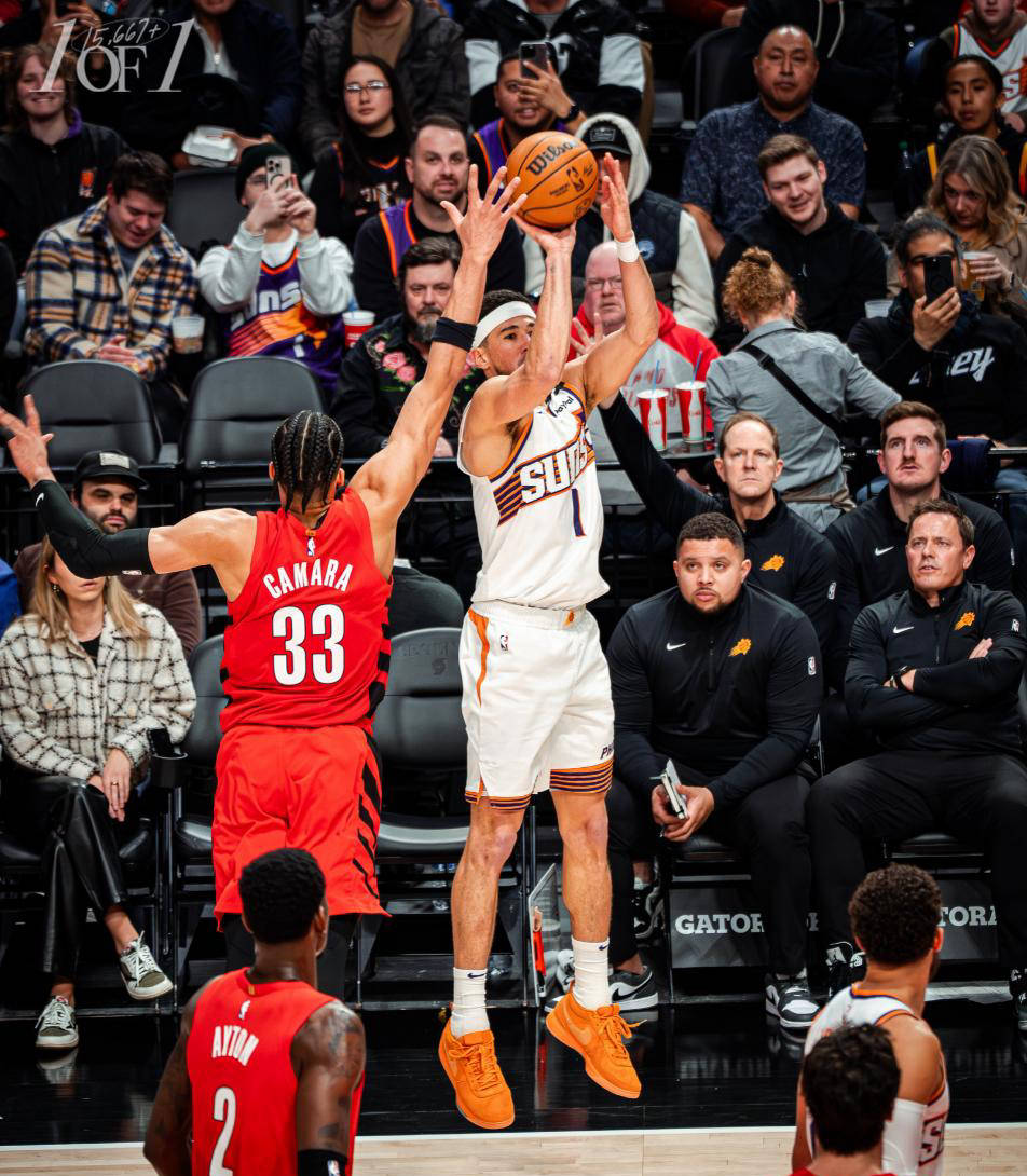 包含掘金逆转篮网，布克高光表现的词条