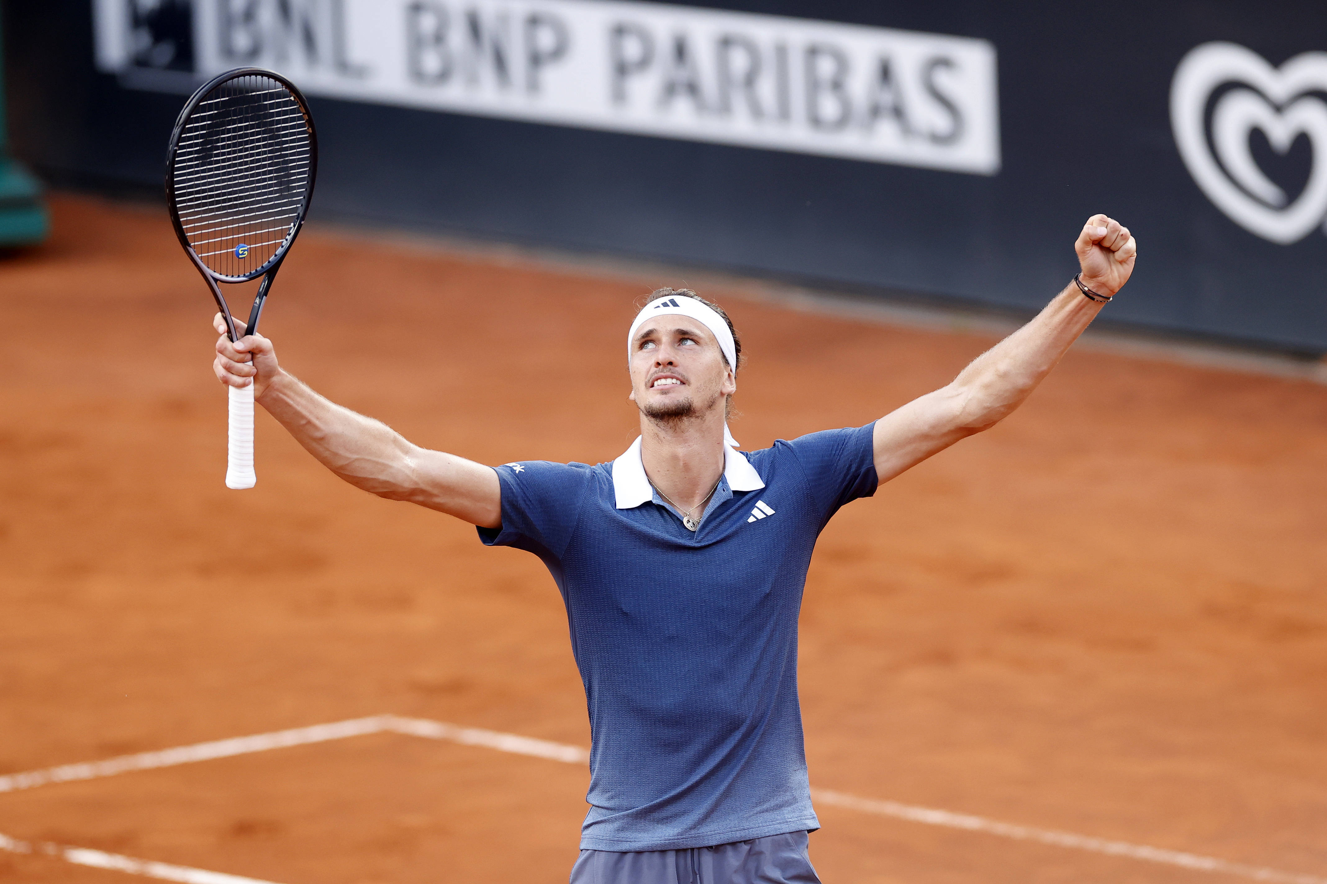 关于西班牙网球队绝杀美国网球队，兹维列夫惊艳世界的信息