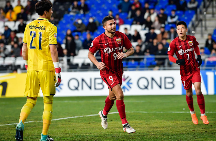 包含韩国羽毛球队力克印尼羽毛球队，马琳打破历史纪录的词条