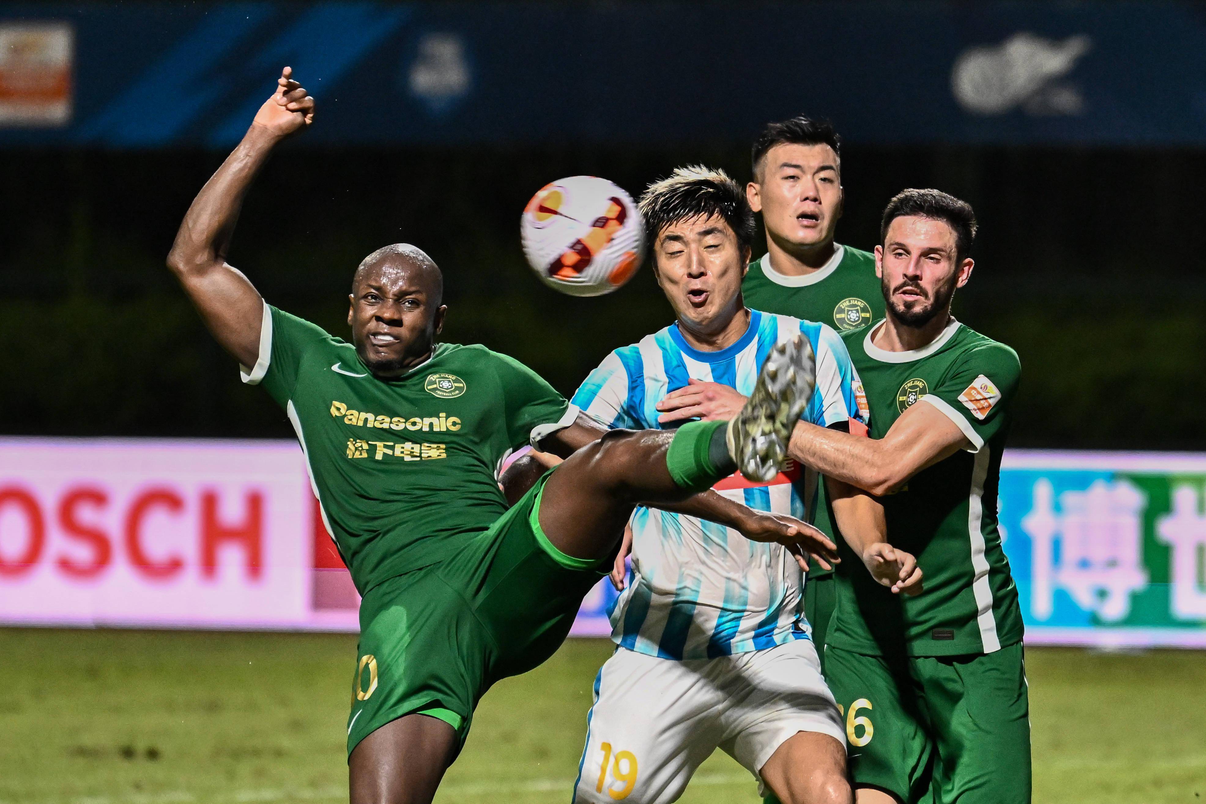 中超联赛场内外吸引众多目光的简单介绍