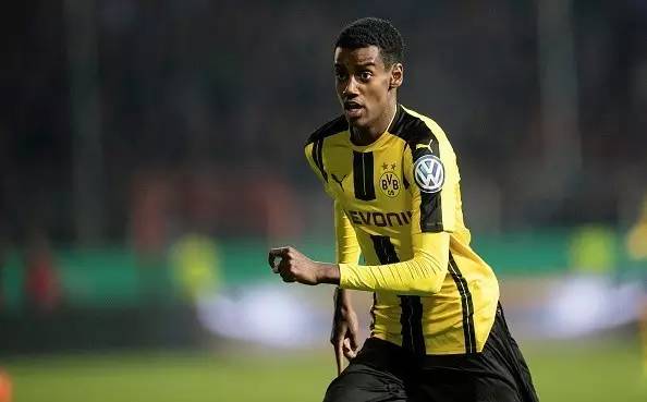 关于瑞典家园0-1小胜布雷斯伏尔比蒂，多特蒙德2-1战胜法兰尼亚的信息