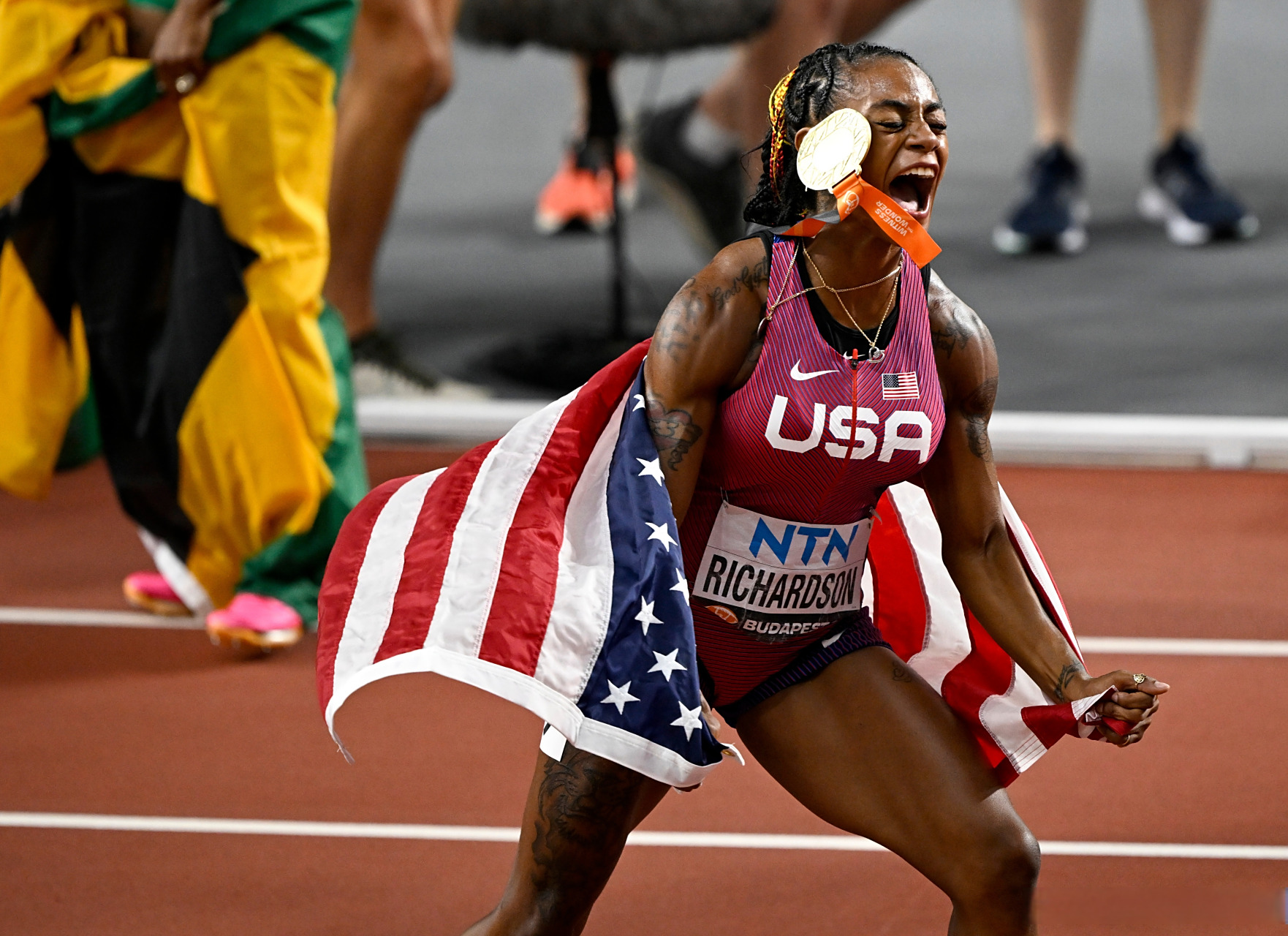 田径比赛:牙买加选手刷新纪录夺冠的简单介绍 田径比赛:牙买加选手刷新纪录夺冠的简单介绍