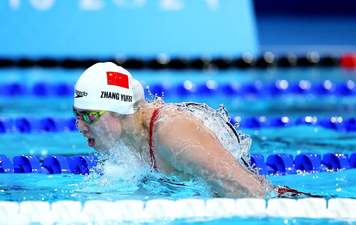 关于瑞典女子游泳选手战胜对手，勇夺金牌的信息