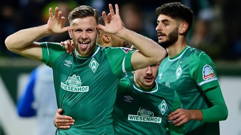 不莱梅球员表现超出期望,教练组鼓励不懈的简单介绍 不莱梅球员表现超出期望,教练组鼓励不懈的简单介绍