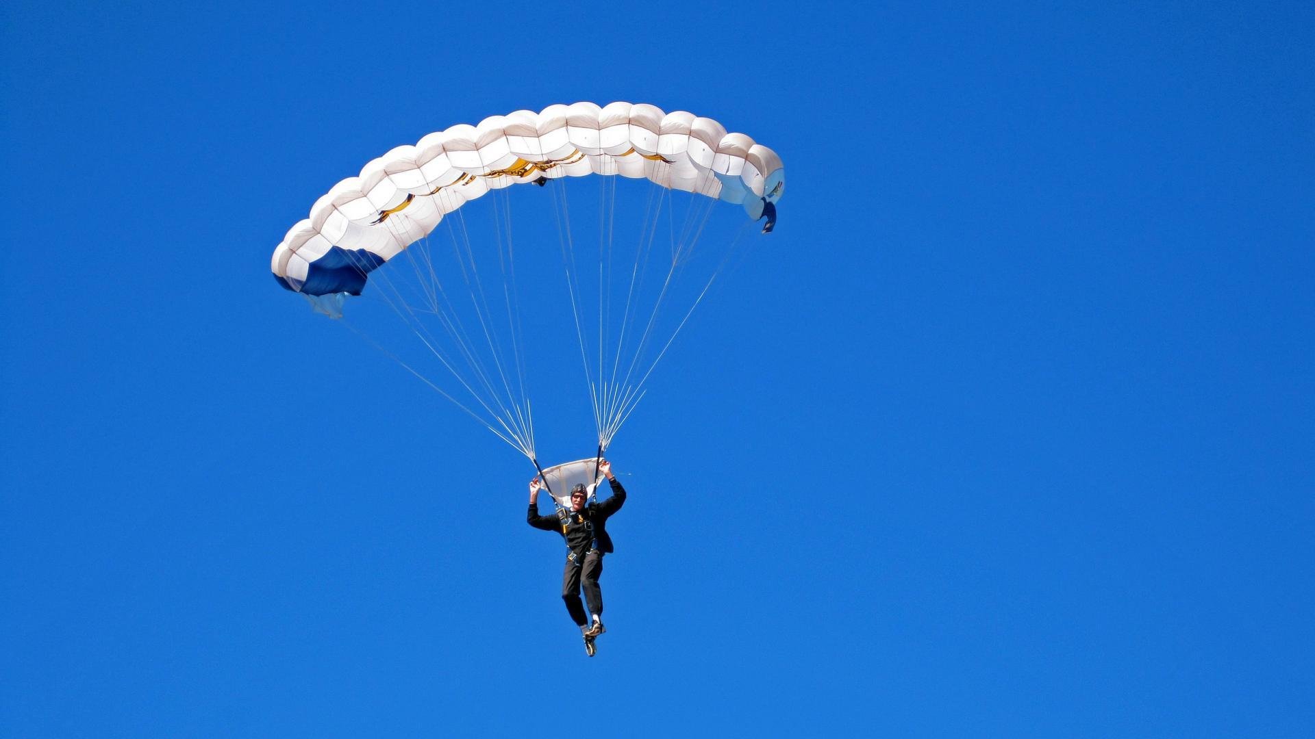 从库尔图瓦到罗马军团，实力证明与瞬间决胜的竞技哲学